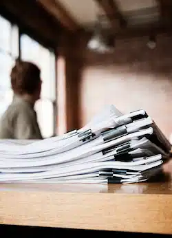 driver files management: documents organized on top of each other